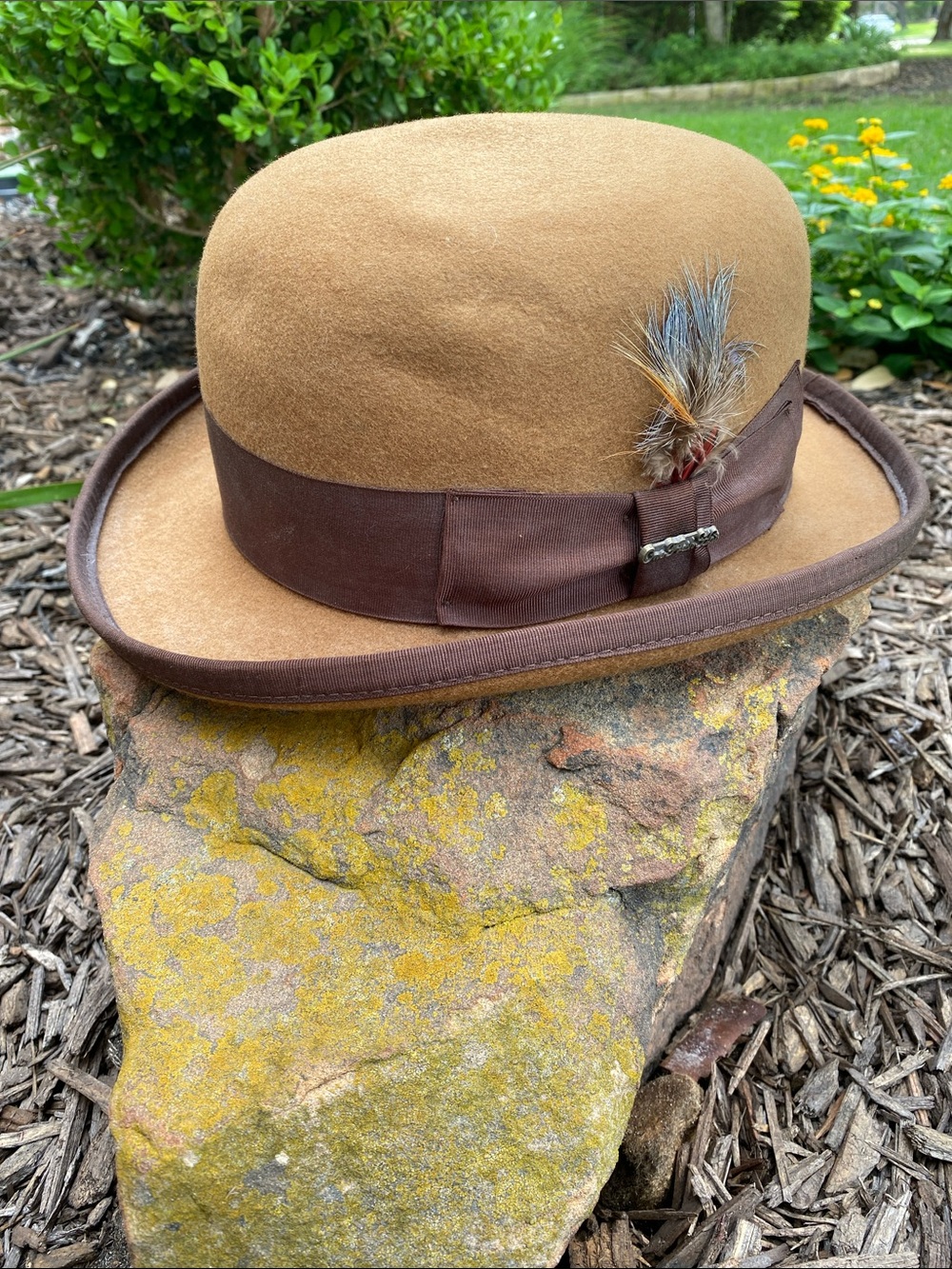 Classic Bowler Hat in Cognac Wool
